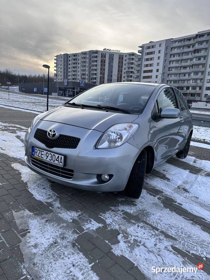 Toyota Yaris 22006Benzyna13