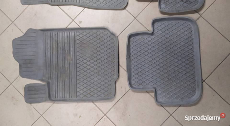 Dywaniki gumowe Golf 4 Octavia Peugeot 407 Sosnowiec sprzedam