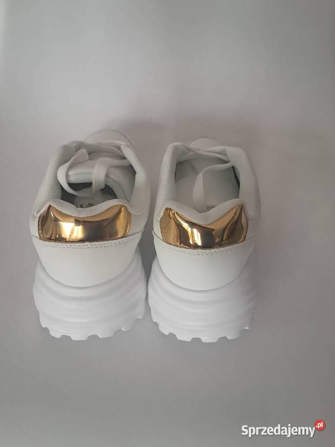 nowe buty rozmiar 39 dł wkładki 245 brak metki Obuwie sportowe Sandomierz sprzedam