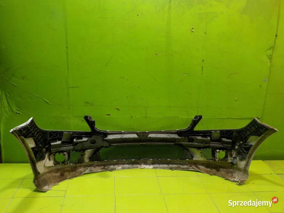 MERCEDES C W204 07r zderzak przod Suków