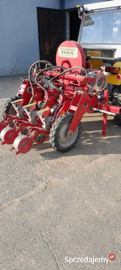 Siewnik weremczuk 4 sekcje Siewniki i sadzarki Rolnictwo małopolskie Charsznica