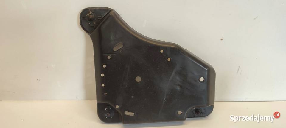 VW TIGUAN II OSŁONA ZBIORNIKA ADBLUE 5QF131331A