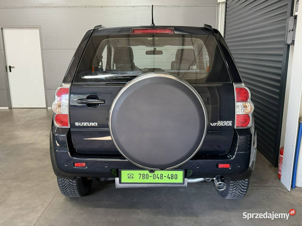 Suzuki Grand Vitara salon 80tyśkm nowa zero benzyna Chechło