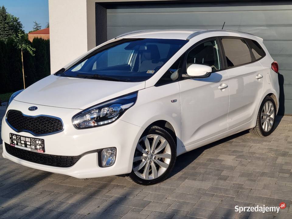 Kia Carens benzyna 7os Rok produkcji 2015 Zamość
