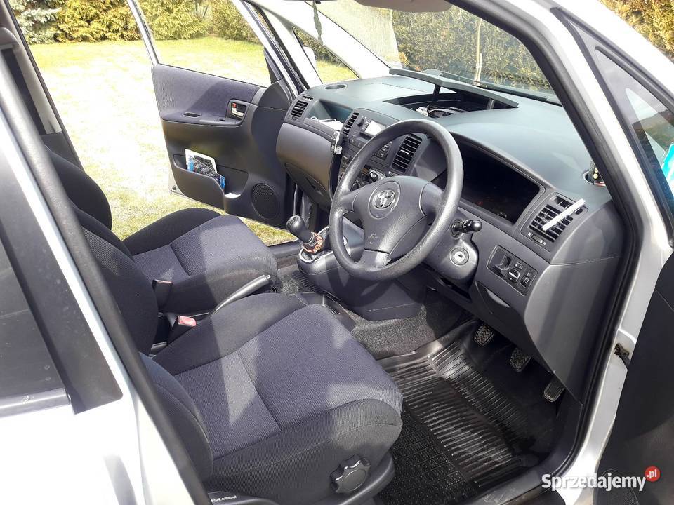 Toyota Corolla verso 18 Nowy Sącz