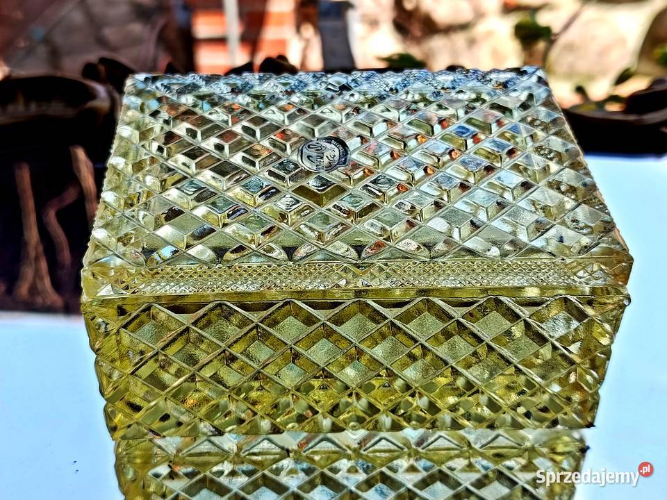 Piękna szkatułka puzderko Bohemia Klenica