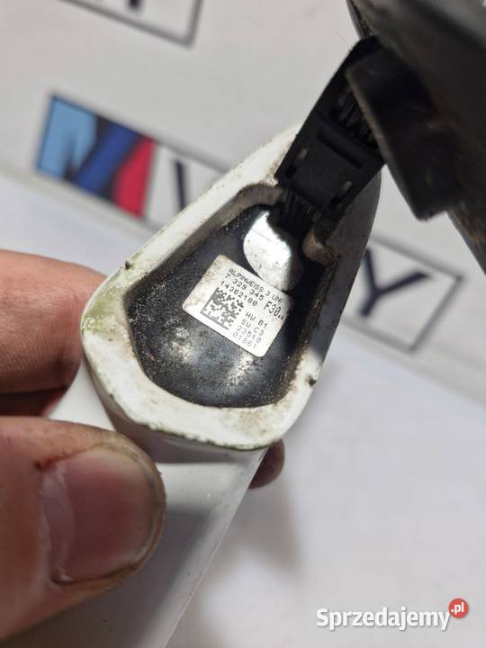 BMW F30 F31 MOCOWANIE KLAMKA KEYLESS LEWYPRZÓD osobowe dolnośląskie sprzedam