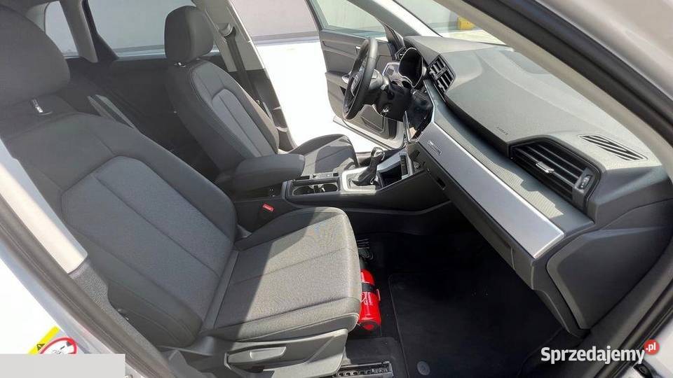 Audi Q3 35 TFSI Advanced S tronic 15 benz 150 Wrocław sprzedam