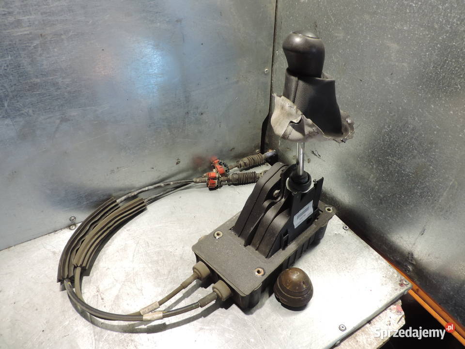 WYBIERAK SKRZYNI BIEGÓW RENAULT MEGANE II 16 16V Rok produkcji 2006 małopolskie Nowy Sącz