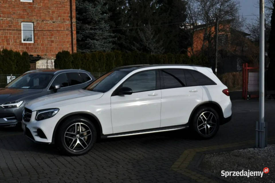 Mercedes GLC 250 MercedesBenz GLC 250 4MATIC AMG napęd 4x4 Warszawa