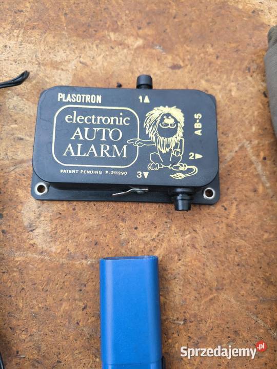 Akcesoria samochodowe okresu PRL do Fiat 126p Radomsko