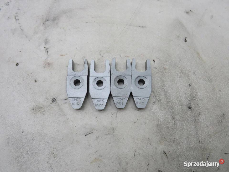 ŁAPKA MOCOWANIE WTRYSKU INSIGNIA B 16 CDTI