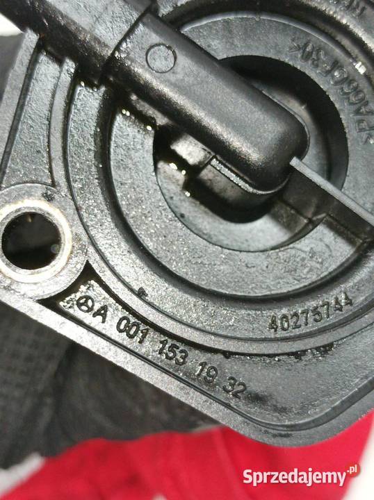 CZUJNIK SENSOR POZIOMU OLEJU 0011531932