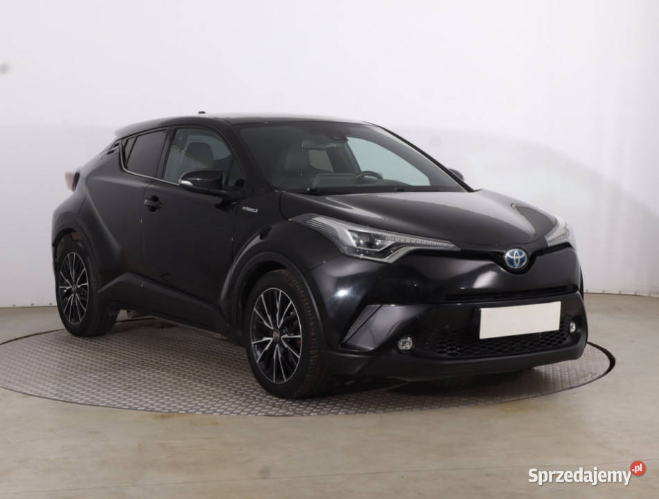 Toyota CHR 18 Hybrid Piaseczno