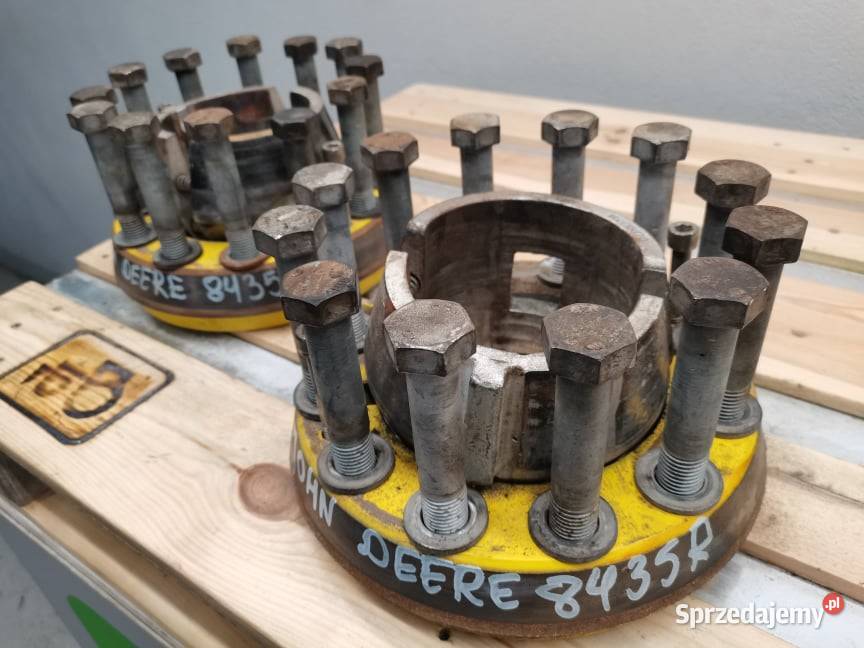 Klin koła tylnego John Deere 8345 R R299669 Wilkowo