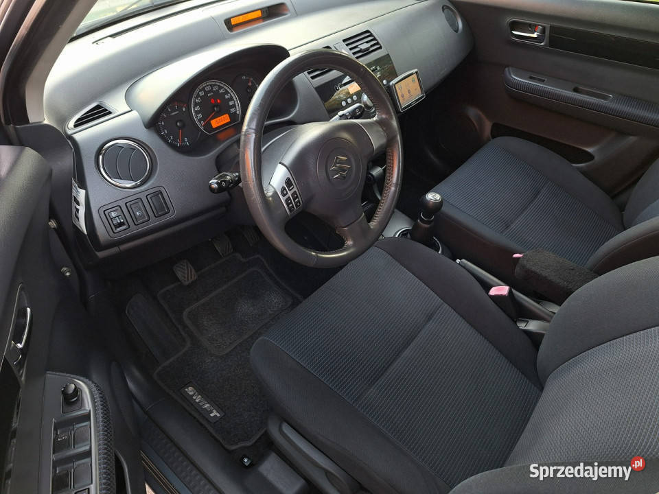 Suzuki Swift 13i Z NiEMiEC Ładny autoalarm warmińsko-mazurskie Olsztyn
