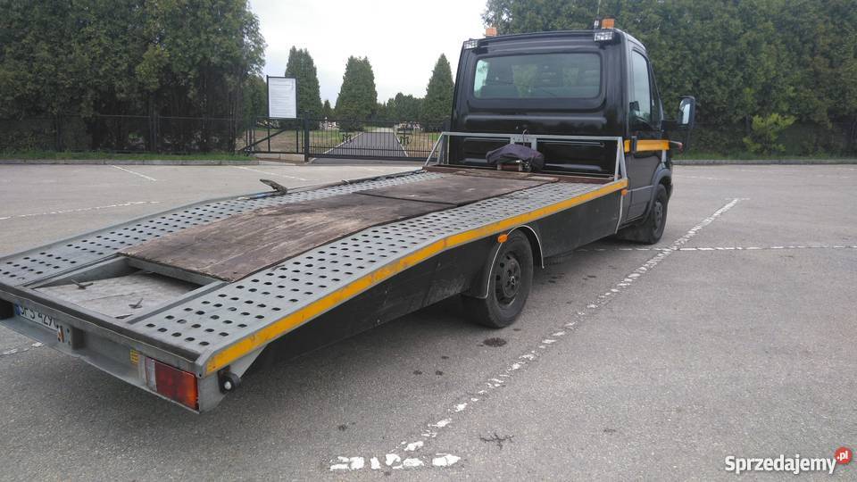 pomoc drogowa auto laweta czarny Pszczyna