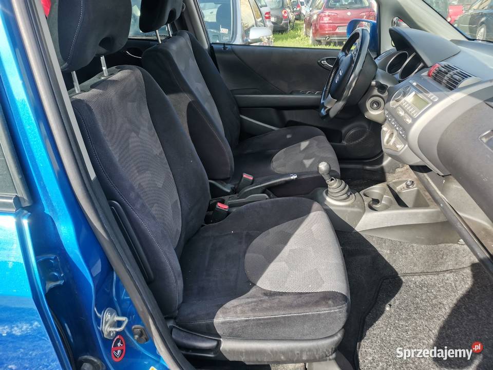 HONDA JAZZ LIFT sport 4 x nowe hamulce silnik 14 radio Tarnów