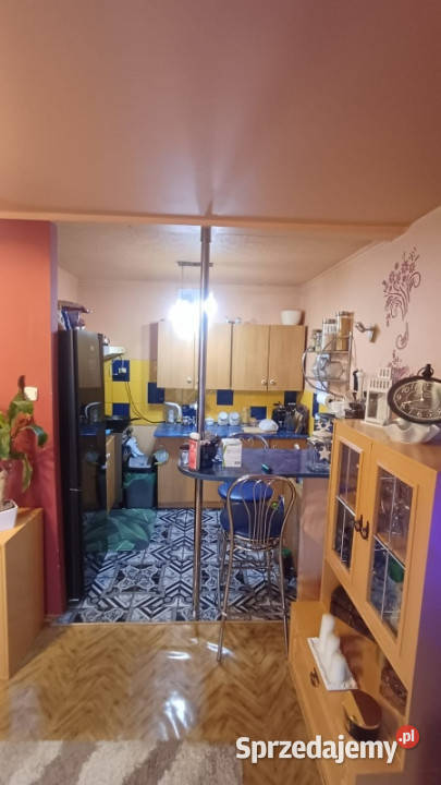 Sprzedam mieszkanie 2 pokoje z balkonem 45 m2