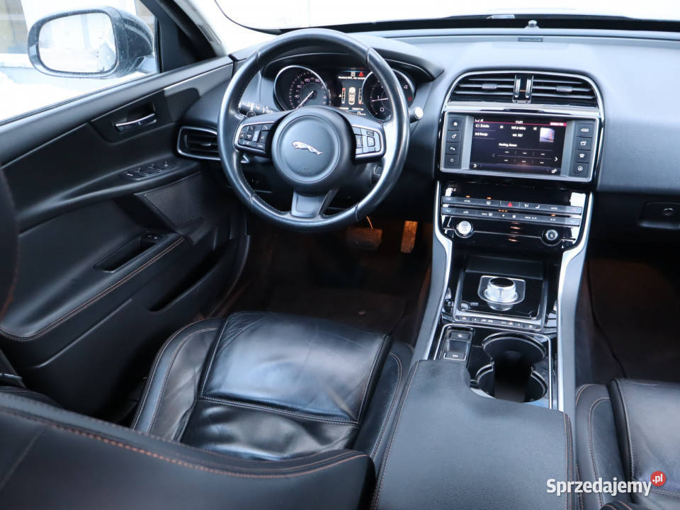 Jaguar XE 20d sprzedam