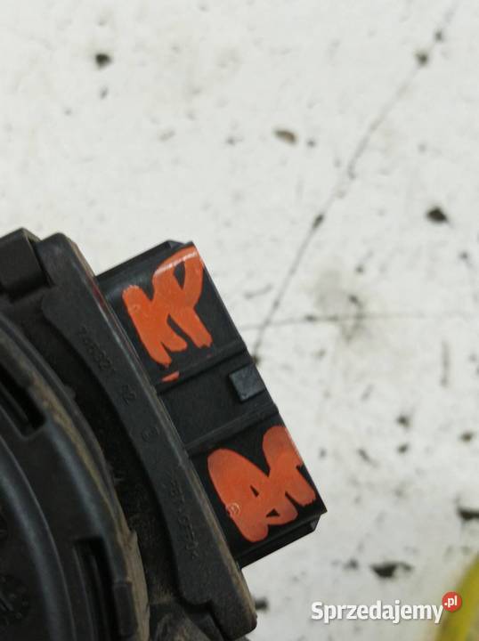 PEDAŁ POTENCJOMETR GAZU 1600A093 6PV31202803 12 osobowe świętokrzyskie