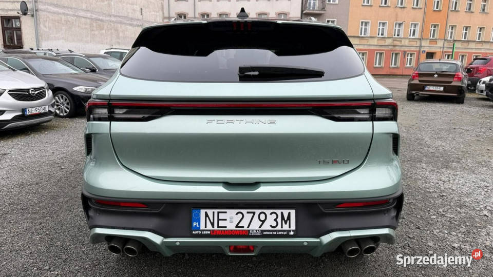 Forthing T5 EVO Benzyna Moc 177 Automat Bogato