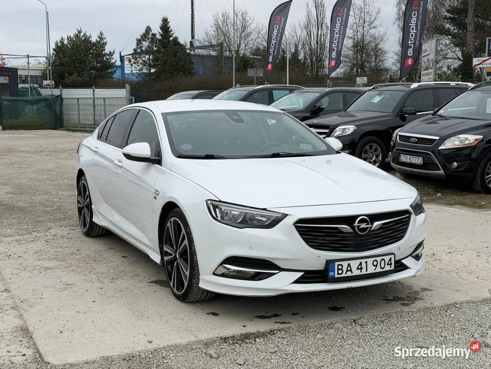 Opel Insignia OPCline 16 Diesel 2018r Automat dolnośląskie Wrocław
