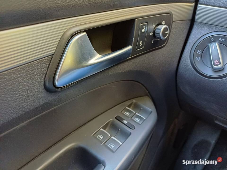 VW Touran 14 TSI 140 PANORAMA SKÓRA KLIMATRONIC Mechlin