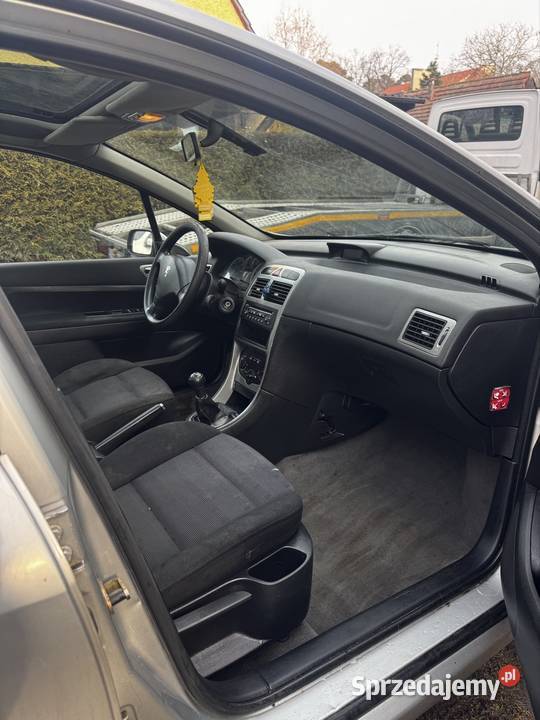 Sprzedam peugeota 307 sw dużym serwisie 20hdi srebrny Namysłów