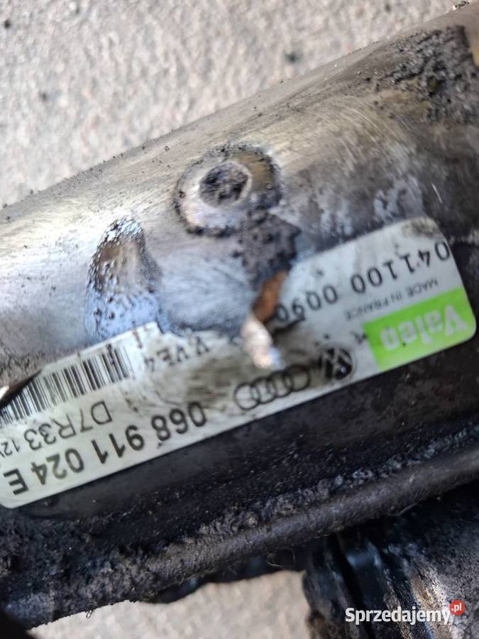 Rozrusznik Audi A6 C5 19TDI 115 Bratian