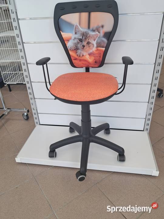 Fotel obrotowy dziecięcy Tarnów sprzedam