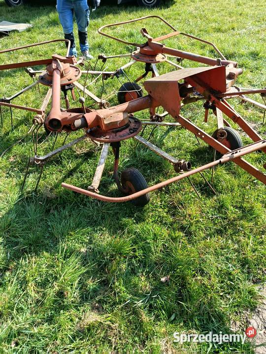 Sprzedam Deutz fahr przedrzasarki Zgrabiarki i przetrząsacze Konin