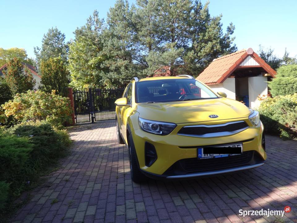 Kia Stonic 10 100 bezwypadkowa kamera cofania światła przeciwmgielne Stonic
