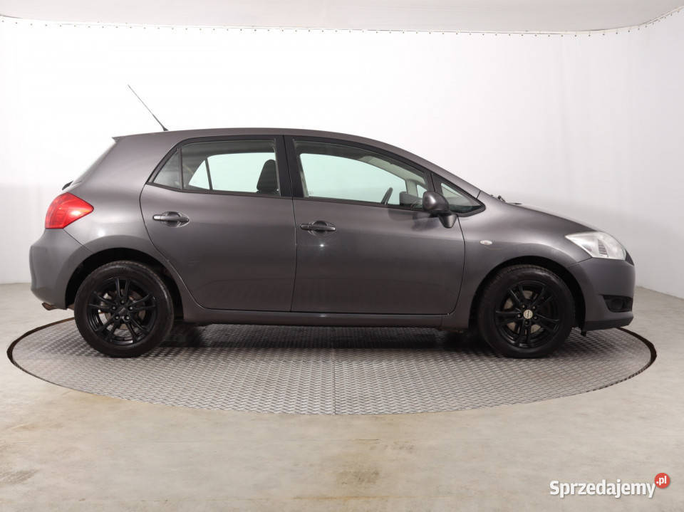 Toyota Auris 20 D4D manualna Auris Katowice sprzedam
