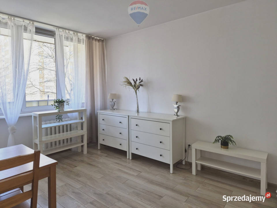 Funkcjonalne 2 pokoje z balkonem metra Wynajem Warszawa