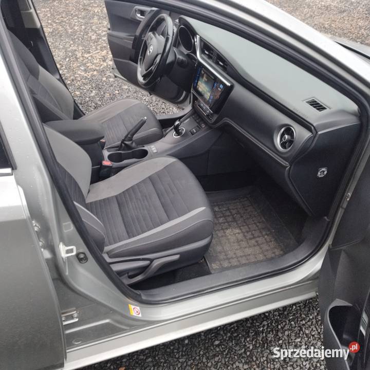 Toyota Auris II 18 Super stan Hybrid LPG Kraków