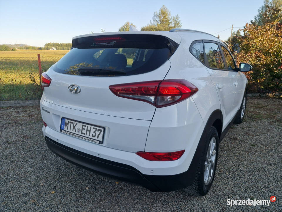 Hyundai Tucson 16 benzyna 125000 serwis w