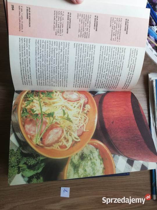 Książka Kucharska 1983r