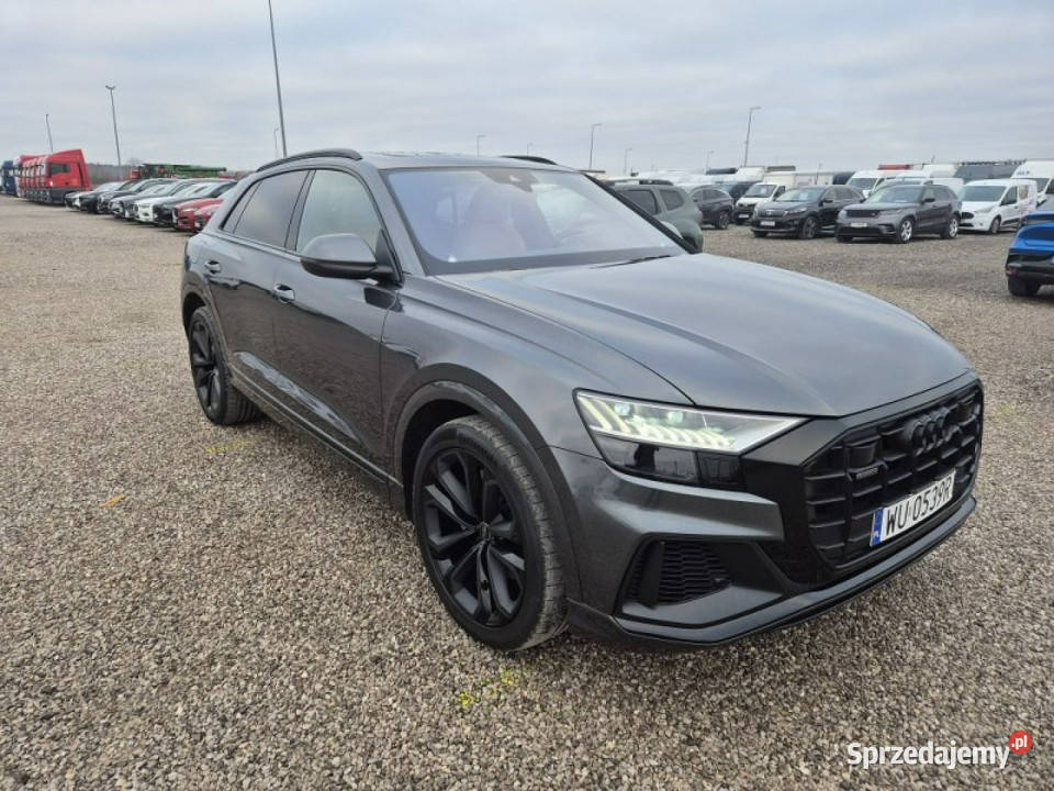 Audi Q8 Komorniki