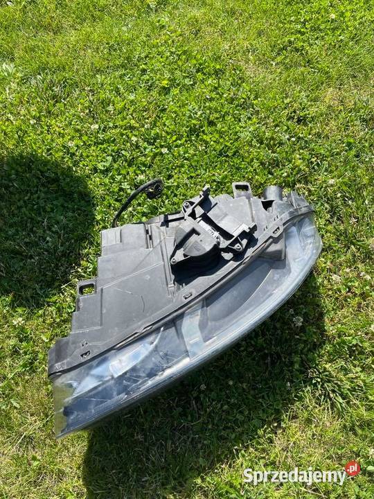 VOLVO S60 prawa lampa prawy reflektor ksenon Piaseczno sprzedam