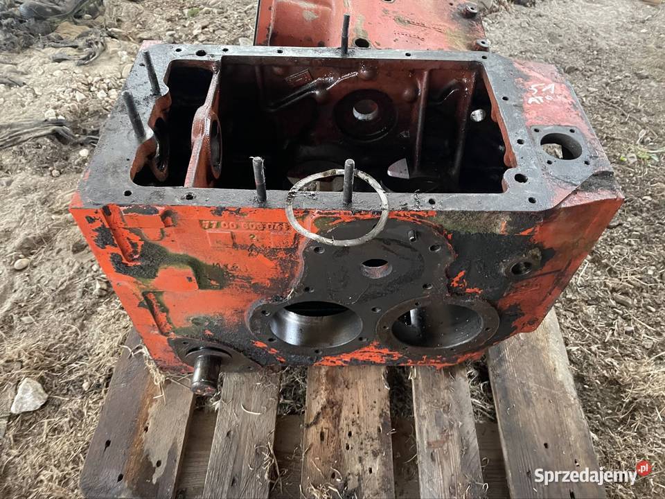 Renault 551 651 681 751 781 851skrzynia pompa świętokrzyskie Ruda Maleniecka sprzedam