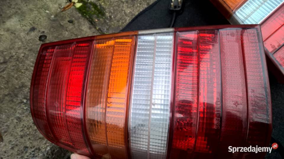 Lampa tył lampa tylna prawa lewa Mercedes w124 osobowe Chełm