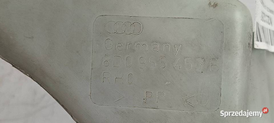 ZBIORNICZEK SPRYSKIWACZY AUDI A4 B5 8D0955453B Lipno