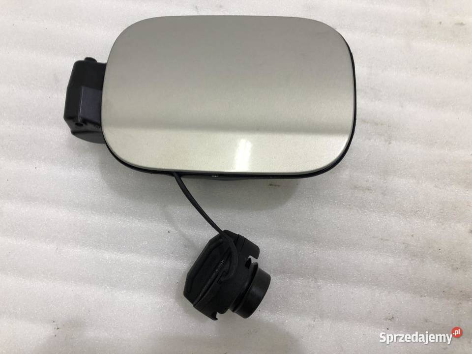 KLAPKA WLEWU PALIWA 1K0809857 VW GOLF VI Klapki wlewu paliwa