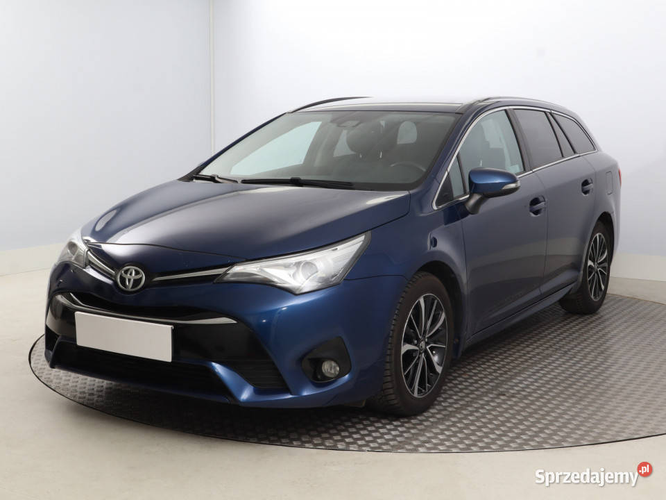 Toyota Avensis 20 D4D światła LED Bielany Wrocławskie