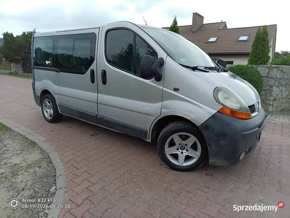RENAULT TRAFIC 19dci 9x osob lekko uszkodz Września