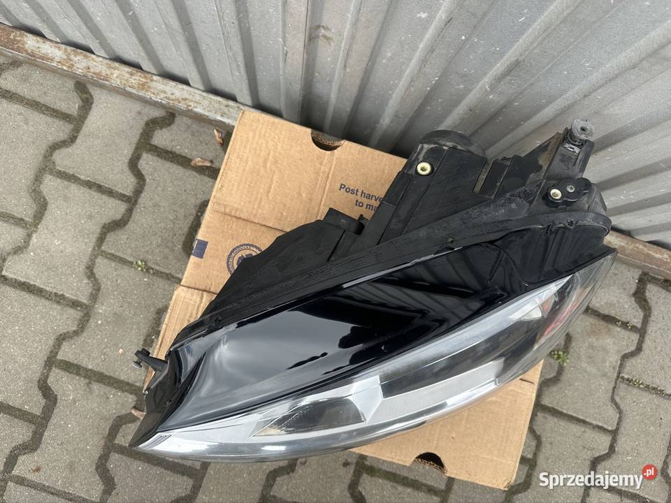 Lampa przednia przód Lewa VW GOLF VII Valeo Lampy przednie Wieluń