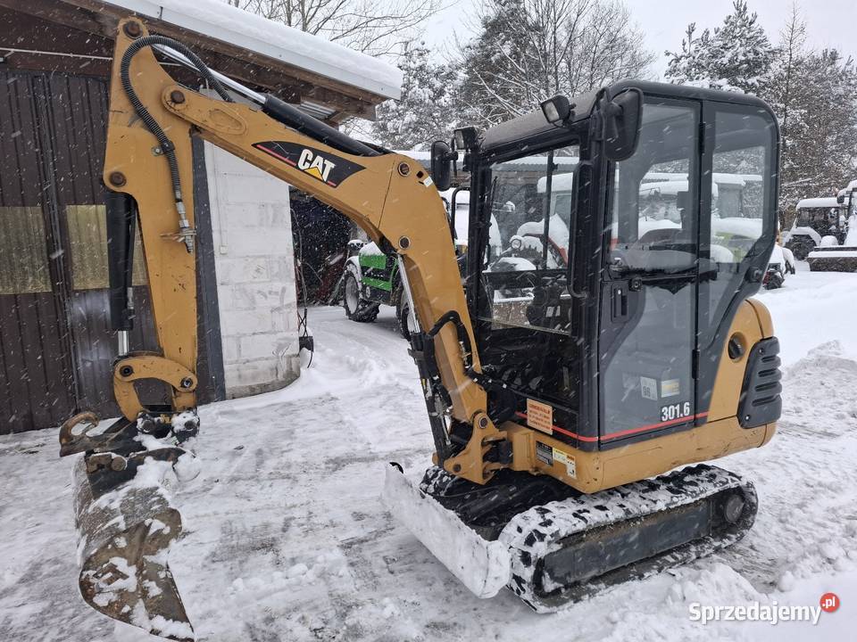 Mini koparka Caterpillar 3016 lubelskie