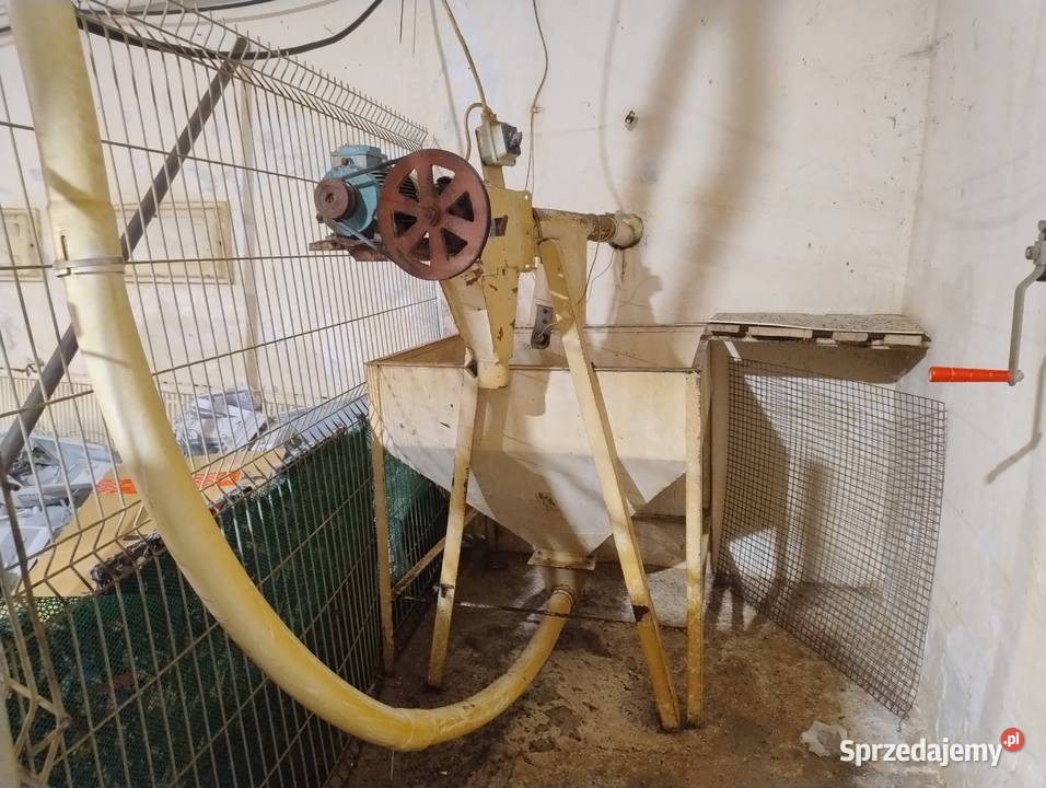 Sprzedam wyposażenie hali do produkcji brojlera Goląsza Dolna