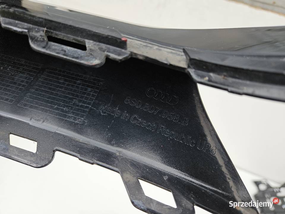 AUDI TT RS 8S0 LISTWA PRAWA ZDERZAKA PRZÓD PRAWY Międzychód